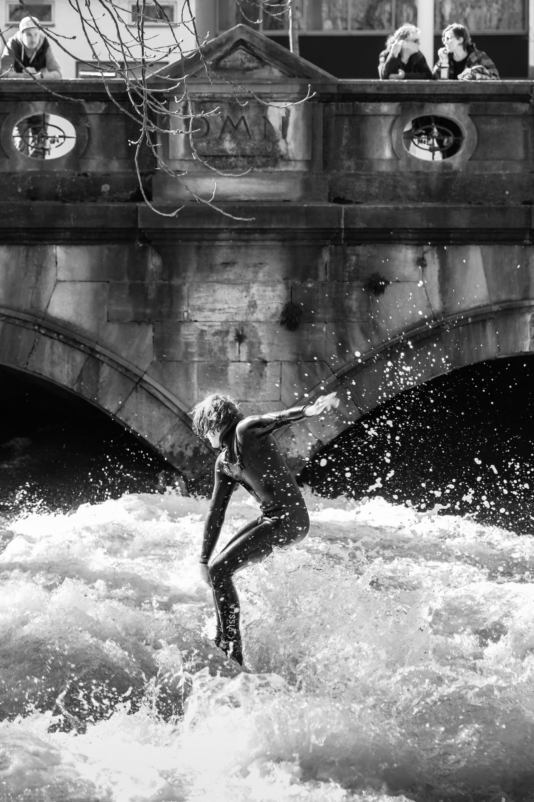 Eisbach Surfer